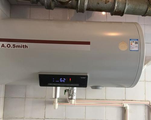 选择适合自己的史密斯热水器型号（史密斯热水器价格影响选择的关键因素）