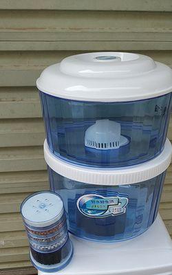 净水器水桶变黄了怎么办（简单方法帮您解决净水器水桶变黄问题）