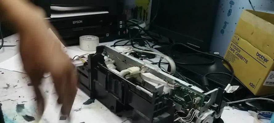 复印机连续进纸故障的原因与解决方法