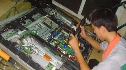索尼电视机主板故障的修复方法（解决索尼电视机主板故障的简单方法）