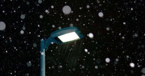 喜雪油烟机清洗拆卸指南（轻松学会拆卸喜雪油烟机进行清洗）