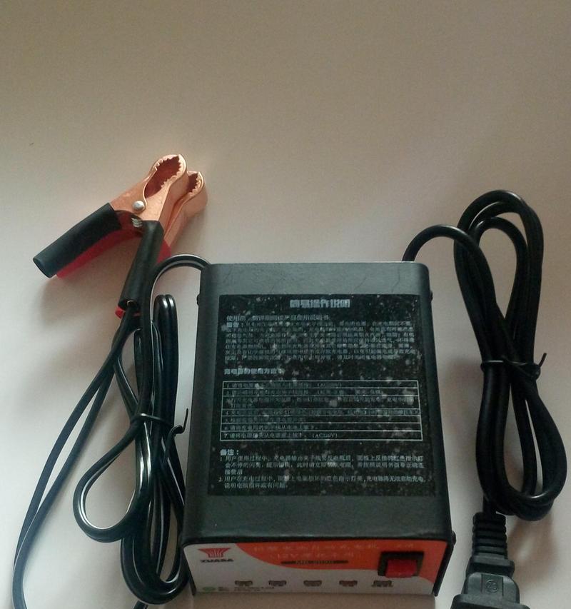 移动电源12V满电12.4V用的是什么类型的电池？