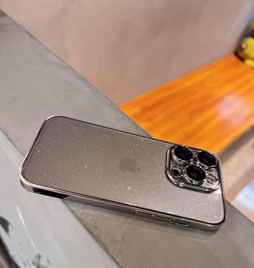 手机壳透明衬纸使用方法是什么？