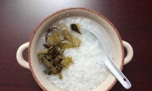 热水器煮白粥的正确步骤是什么？
