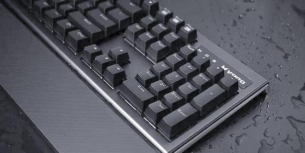 网吧重启电脑使用的键盘类型是什么？如何选择适合网吧的键盘？