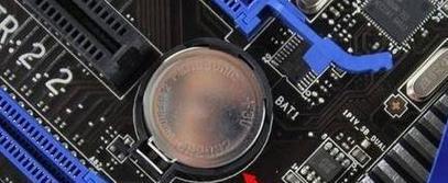 笔记本电池没插为什么还有电？电池指示灯为何仍然亮起？