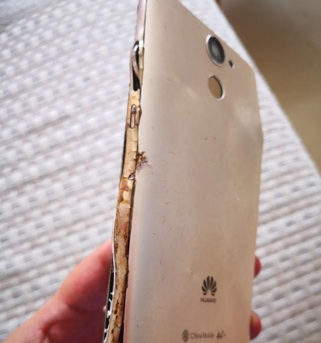 为什么手机会爆照？手机爆炸的原因有哪些？