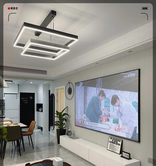 投影仪与客厅灯如何搭配？