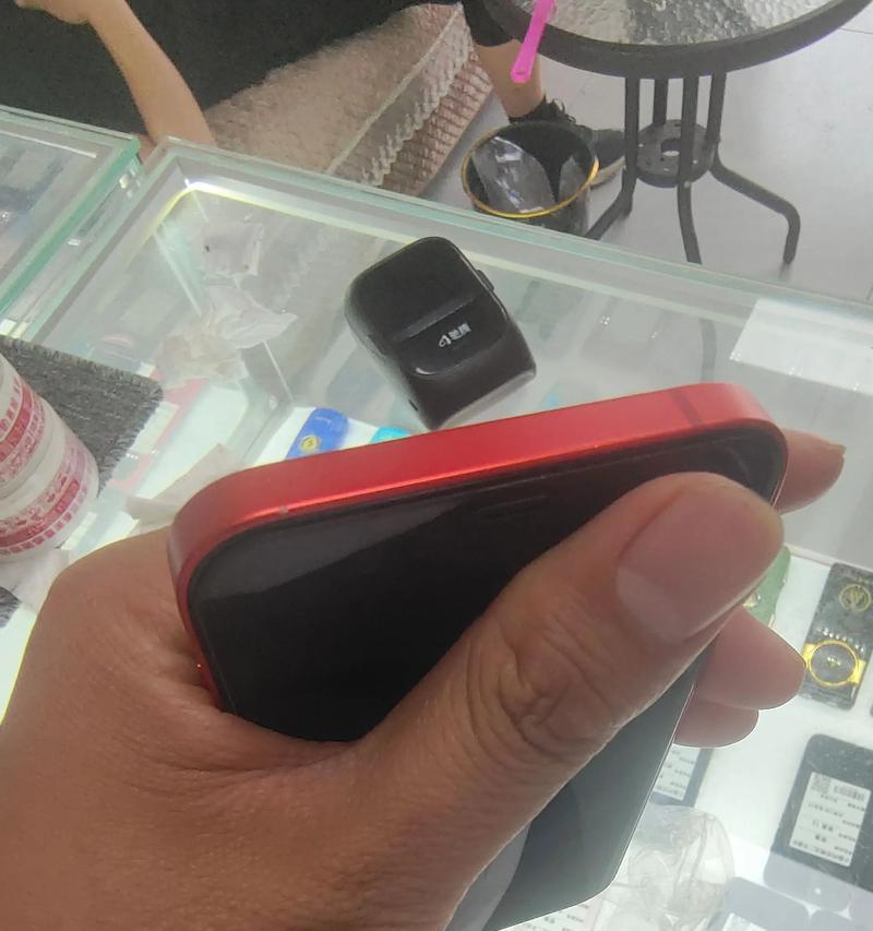 苹果12换电池价格解析